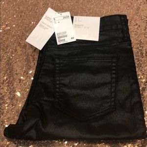 H&M Slim Fit High Waist Black Coated Jeans